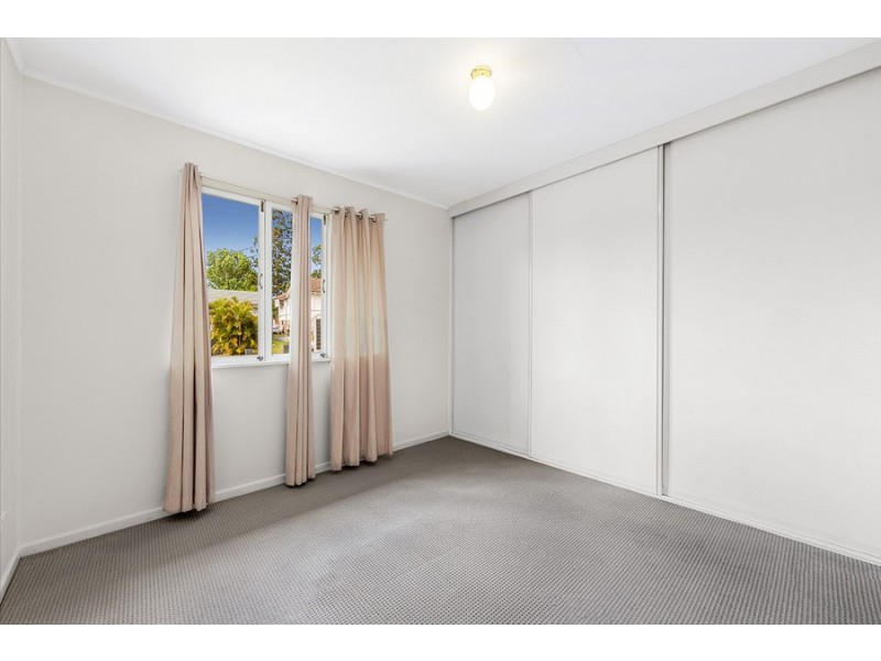 5 Enderby Street, Mount Gravatt East QLD 4122