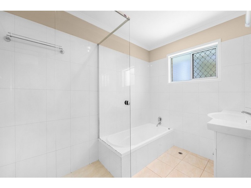 29 Aminya Street, Mansfield QLD 4122