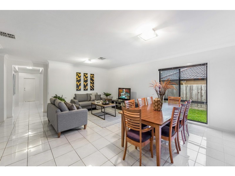 13 Giordano Place, Belmont QLD 4153