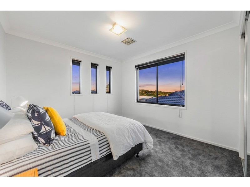 13 Giordano Place, Belmont QLD 4153