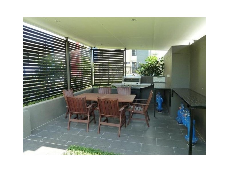 Level 1/20/2180 Logan Road, Upper Mount Gravatt QLD 4122