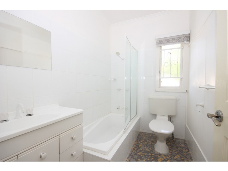 1 Marlene Street, Mount Gravatt East QLD 4122