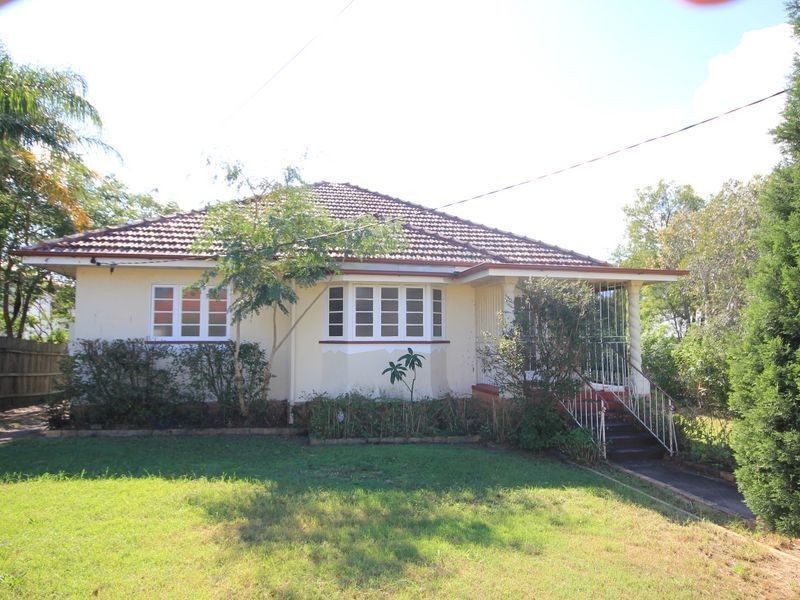 28 Prout Street, Camp Hill QLD 4152