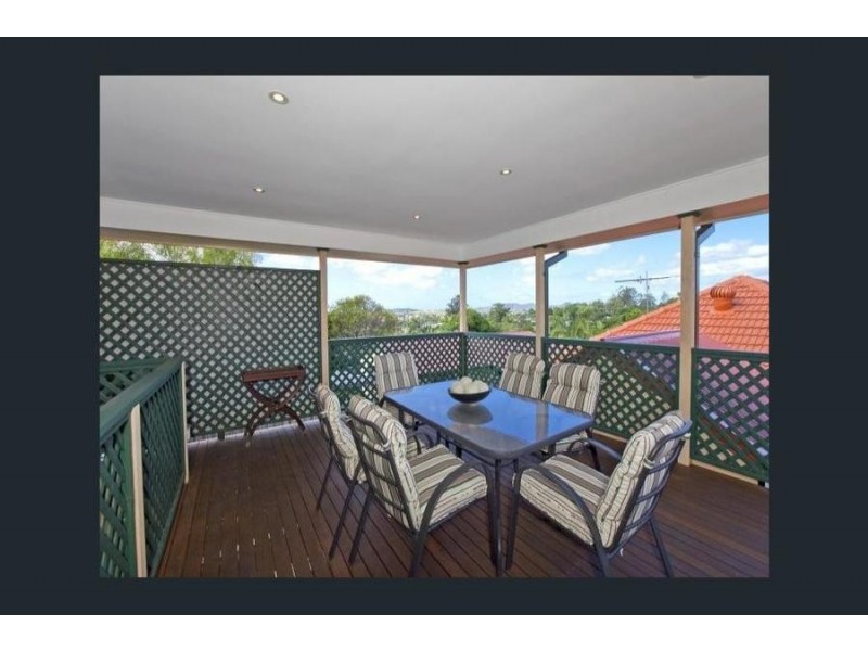 11 Croxley Street, Upper Mount Gravatt QLD 4122