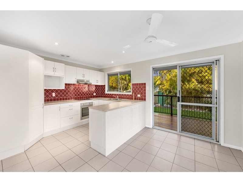 24 Redpath Street, Wishart QLD 4122