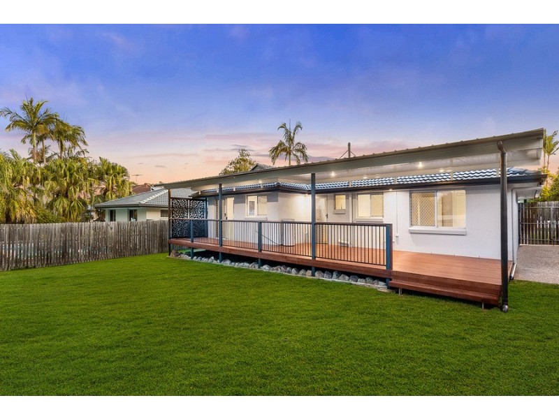 24 Redpath Street, Wishart QLD 4122