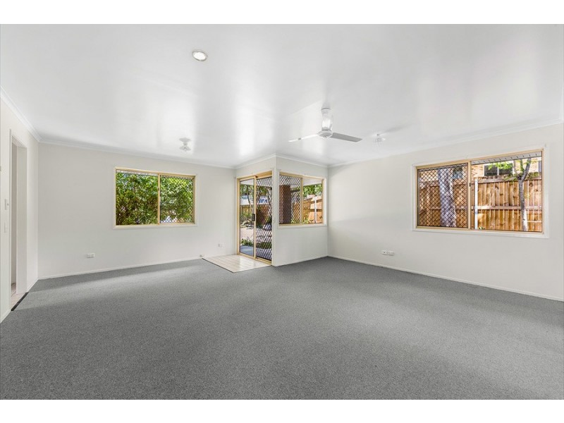 230 Wecker Road, Mansfield QLD 4122