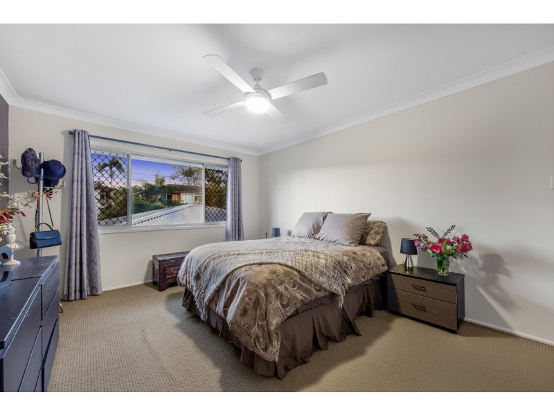 51 Morialta Street, Mansfield QLD 4122