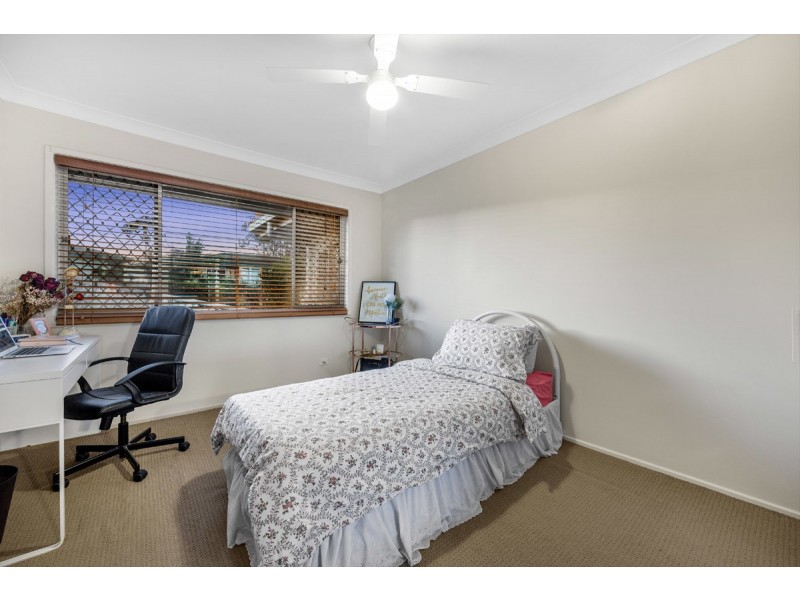 51 Morialta Street, Mansfield QLD 4122