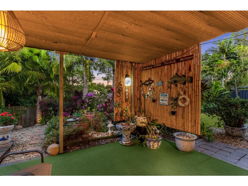 51 Morialta Street, Mansfield QLD 4122