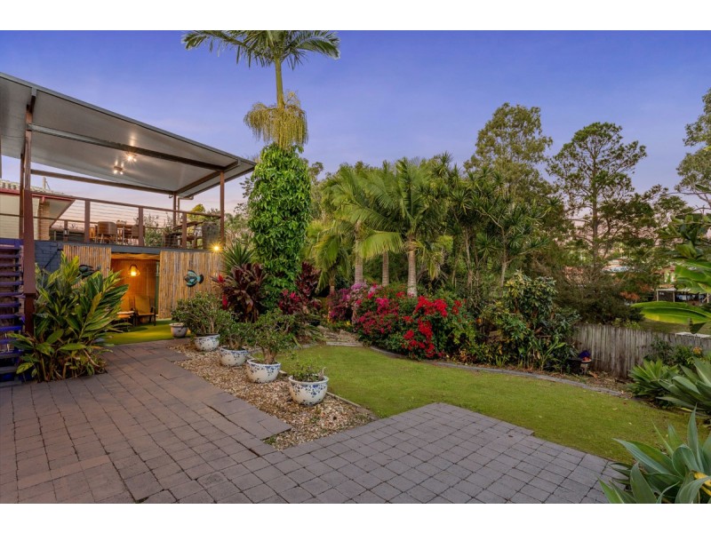 51 Morialta Street, Mansfield QLD 4122