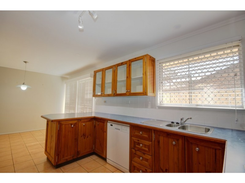 2 Longridge Street, Macgregor QLD 4109