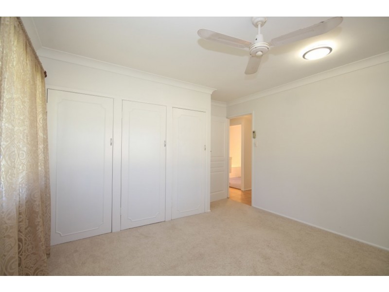 2 Longridge Street, Macgregor QLD 4109