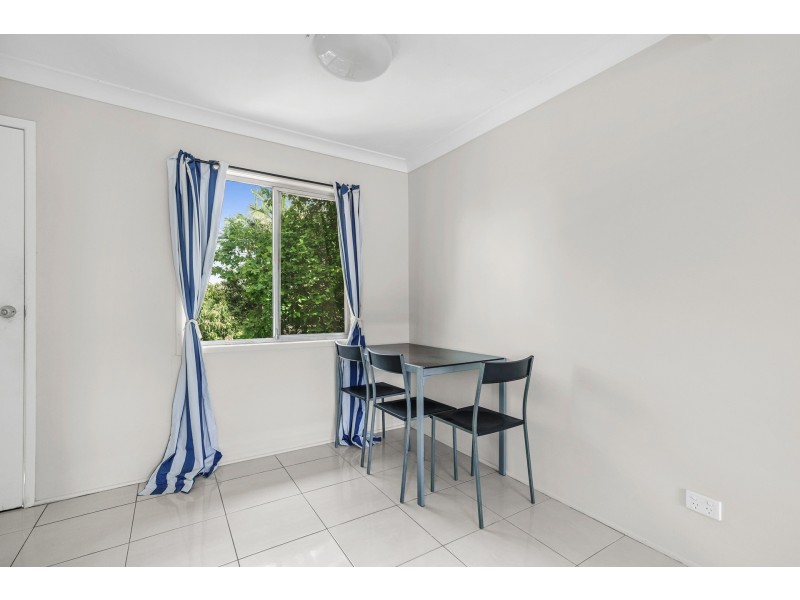 581 Mt Gravatt-Capalaba Road, Wishart QLD 4122
