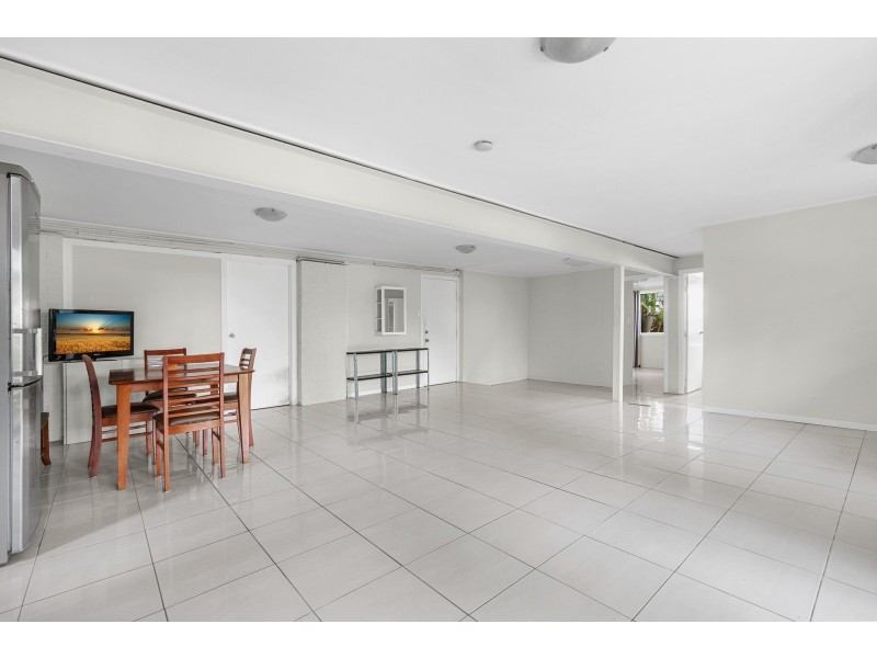 581 Mt Gravatt-Capalaba Road, Wishart QLD 4122