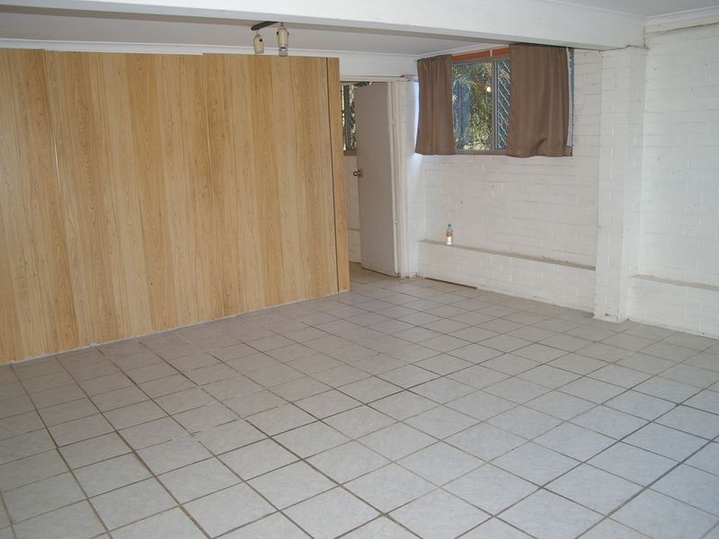 10 Montreal Street, Wishart QLD 4122