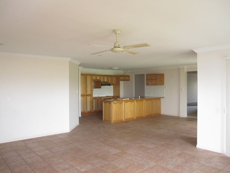 11 Kentwell Place, Wishart QLD 4122