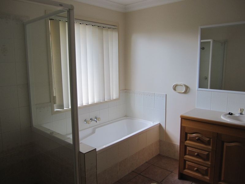 11 Kentwell Place, Wishart QLD 4122