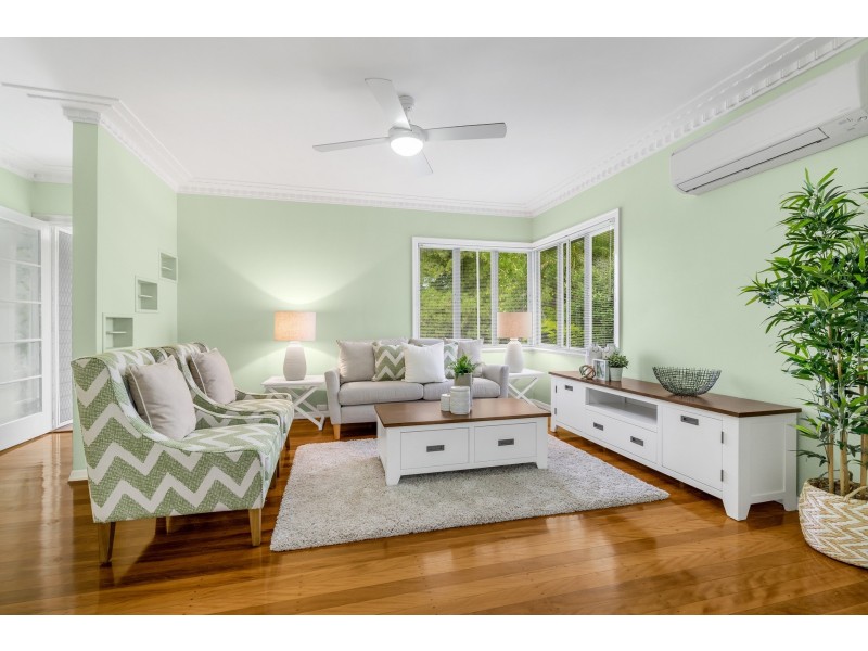 18 Nantwich Street, Mount Gravatt East QLD 4122