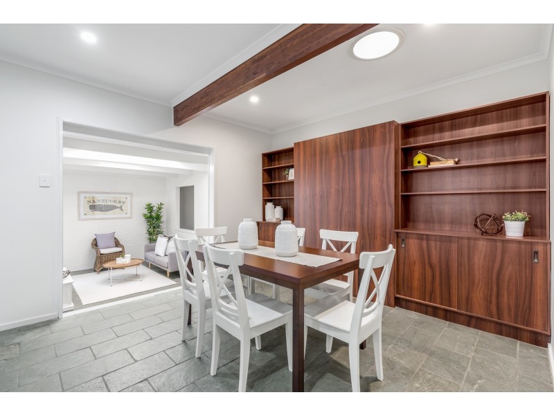 18 Nantwich Street, Mount Gravatt East QLD 4122