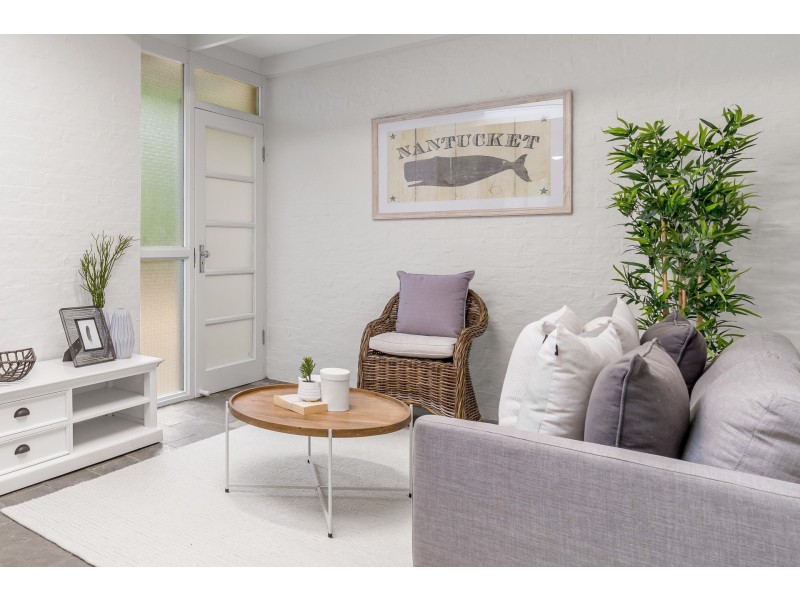 18 Nantwich Street, Mount Gravatt East QLD 4122