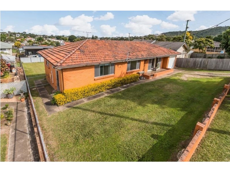115 Broadwater Road, Mount Gravatt East QLD 4122