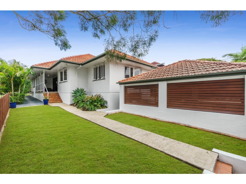 7 Pemberton Street, Tarragindi QLD 4121