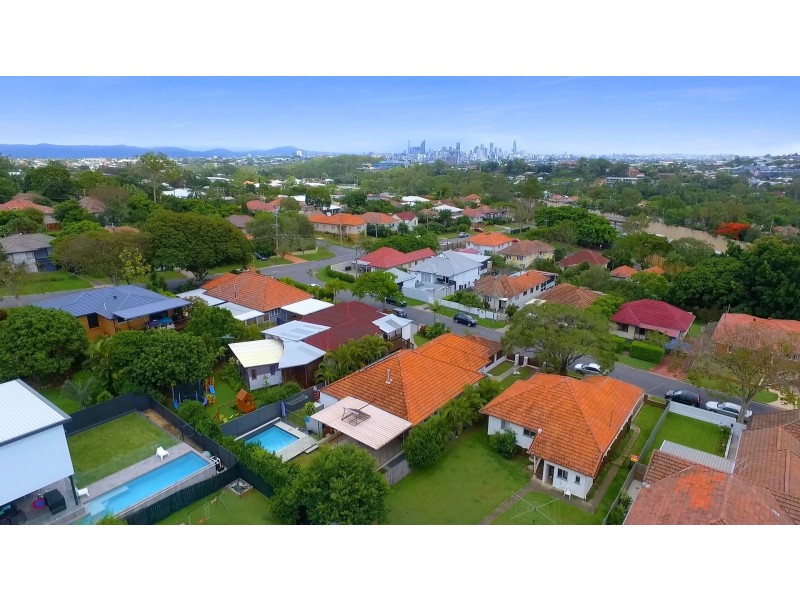 7 Pemberton Street, Tarragindi QLD 4121