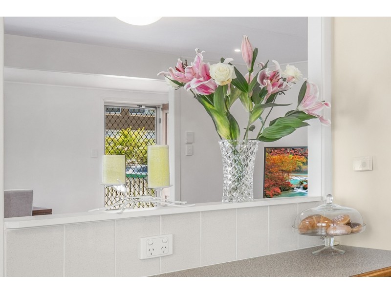 12 Pareena Crescent, Mansfield QLD 4122