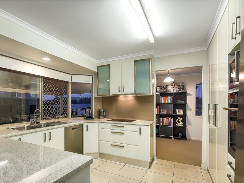 40 Glen  Nevis Street, Mansfield QLD 4122