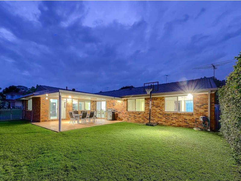 40 Glen  Nevis Street, Mansfield QLD 4122