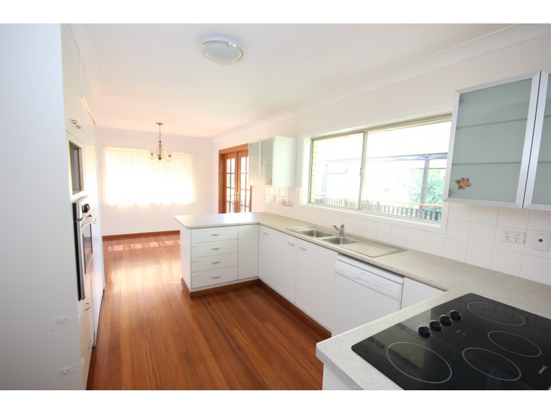 65 Morialta Street, Mansfield QLD 4122