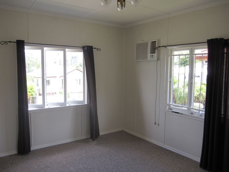 94 Lindwall Street, Upper Mount Gravatt QLD 4122