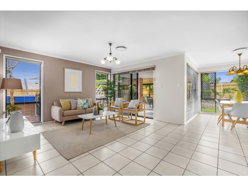 28 Inverary Place, Parkinson QLD 4115