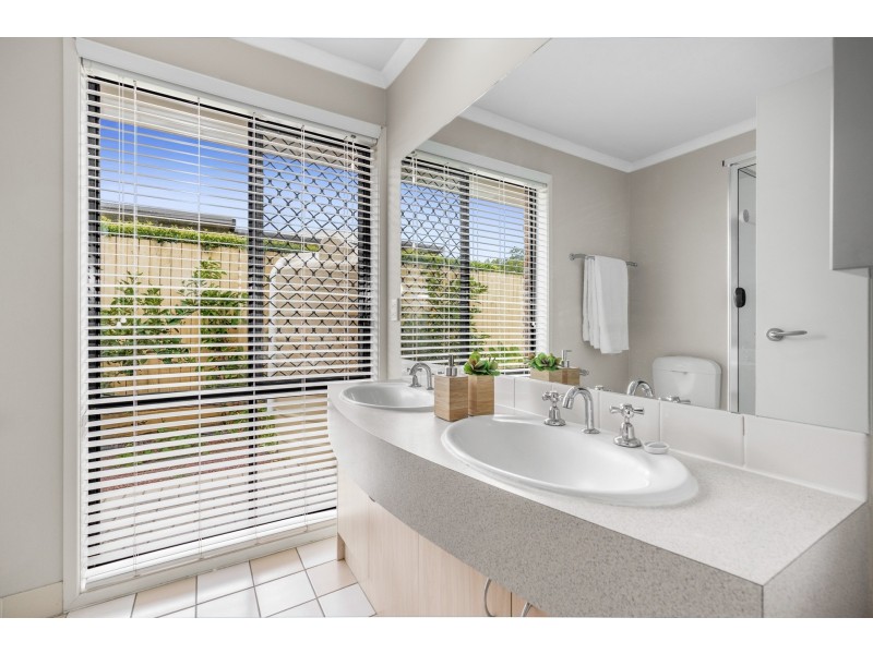 28 Inverary Place, Parkinson QLD 4115