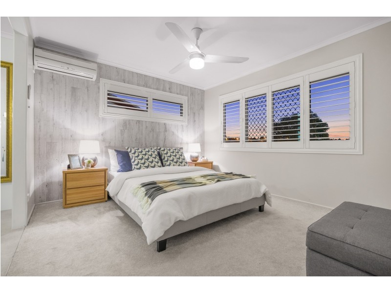 27 Raintree Street, Mansfield QLD 4122