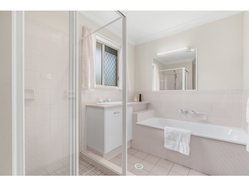 14 Nardie Street, Eight Mile Plains QLD 4113