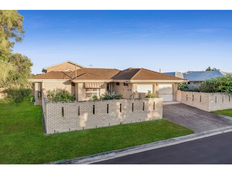 9 Vortigern Street, Carindale QLD 4152