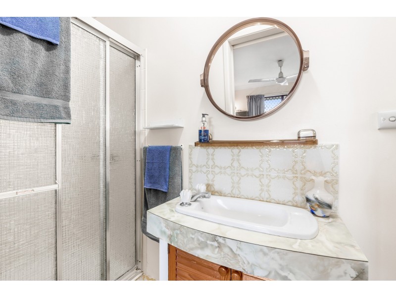 9 Vortigern Street, Carindale QLD 4152