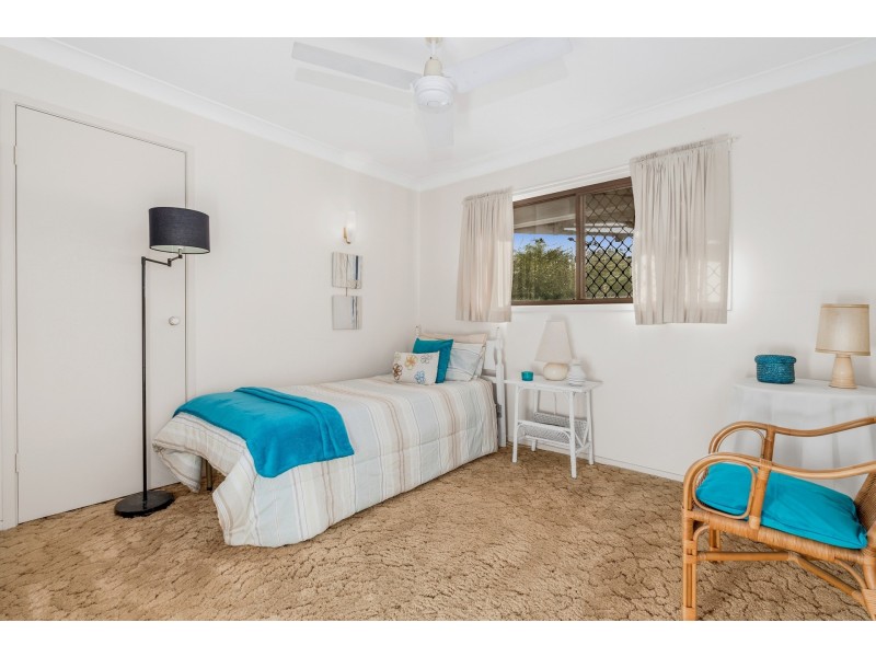 9 Vortigern Street, Carindale QLD 4152