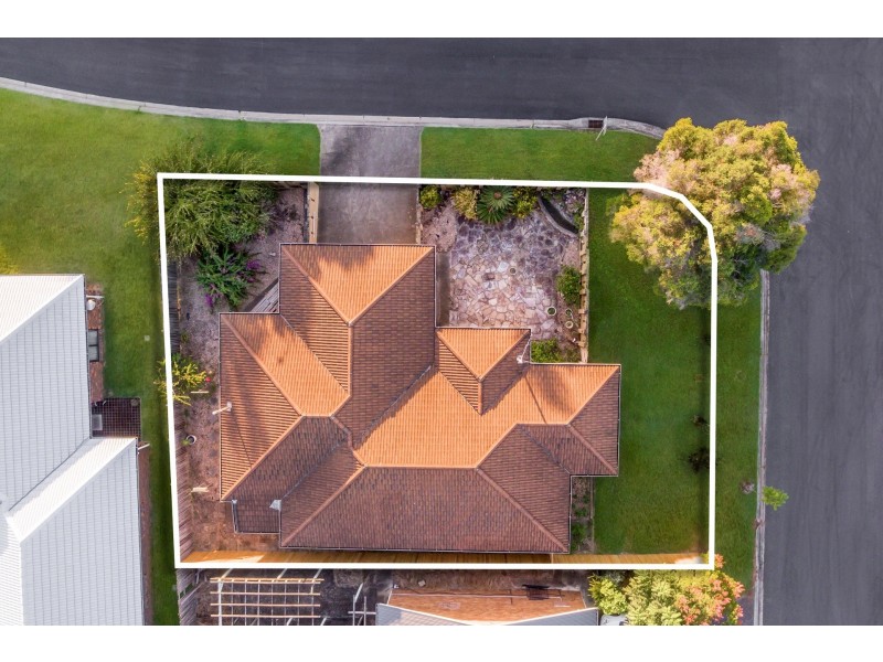 9 Vortigern Street, Carindale QLD 4152