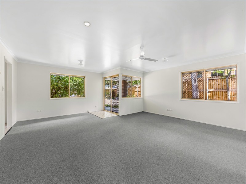 230 Wecker Road, Mansfield QLD 4122