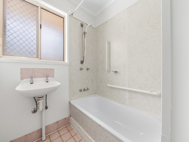 230 Wecker Road, Mansfield QLD 4122