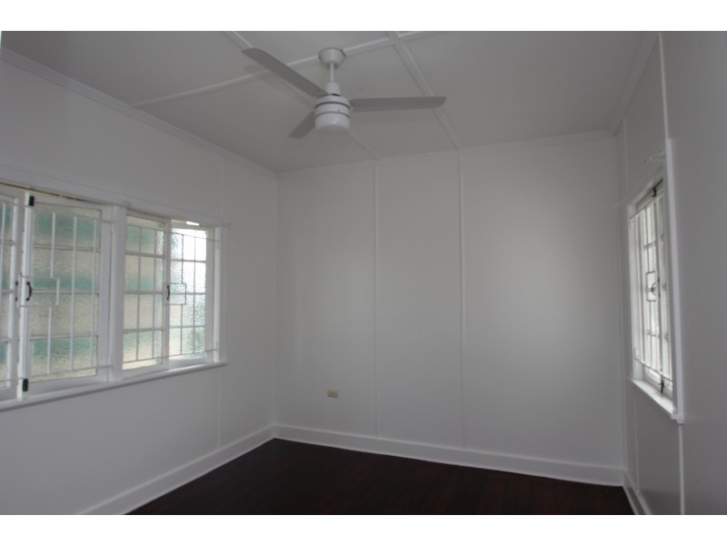 2 Torrens Street, Annerley QLD 4103