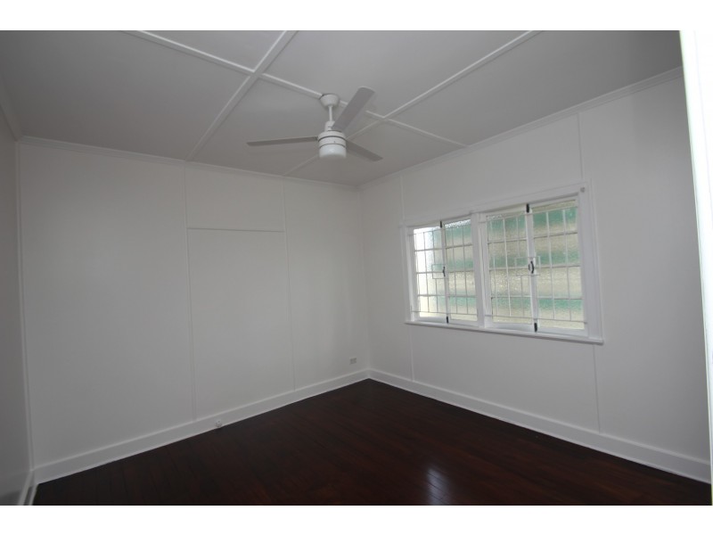 2 Torrens Street, Annerley QLD 4103