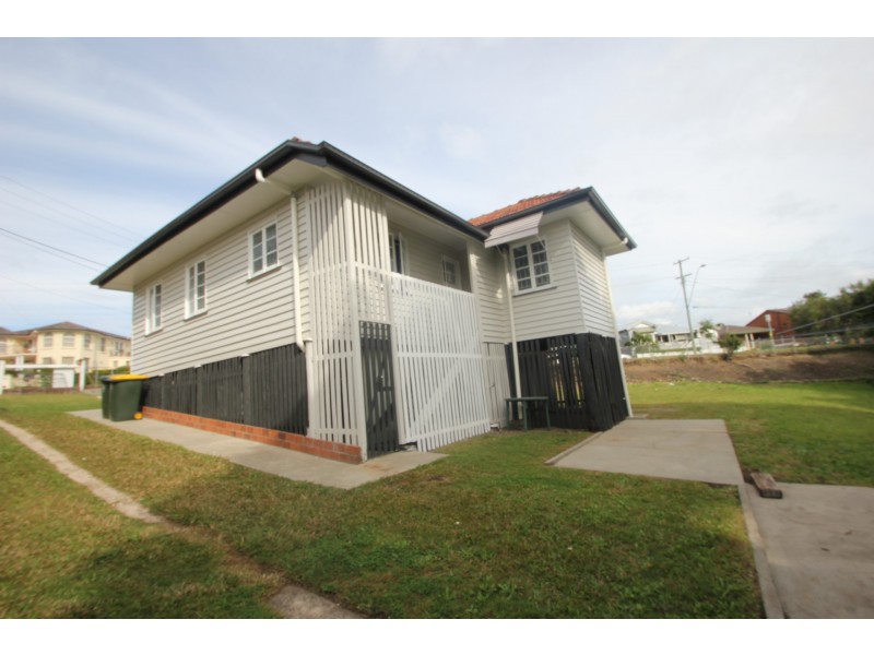 2 Torrens Street, Annerley QLD 4103