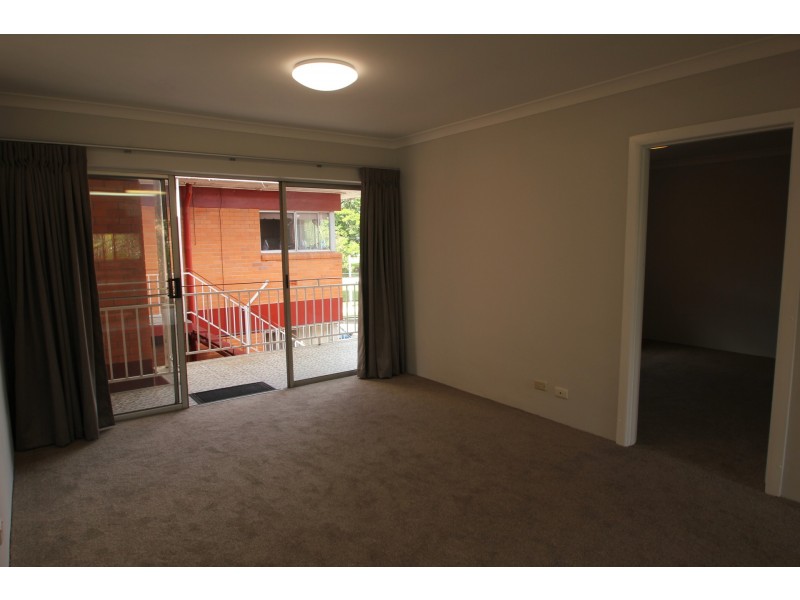 8/33 Knight Street, Greenslopes QLD 4120