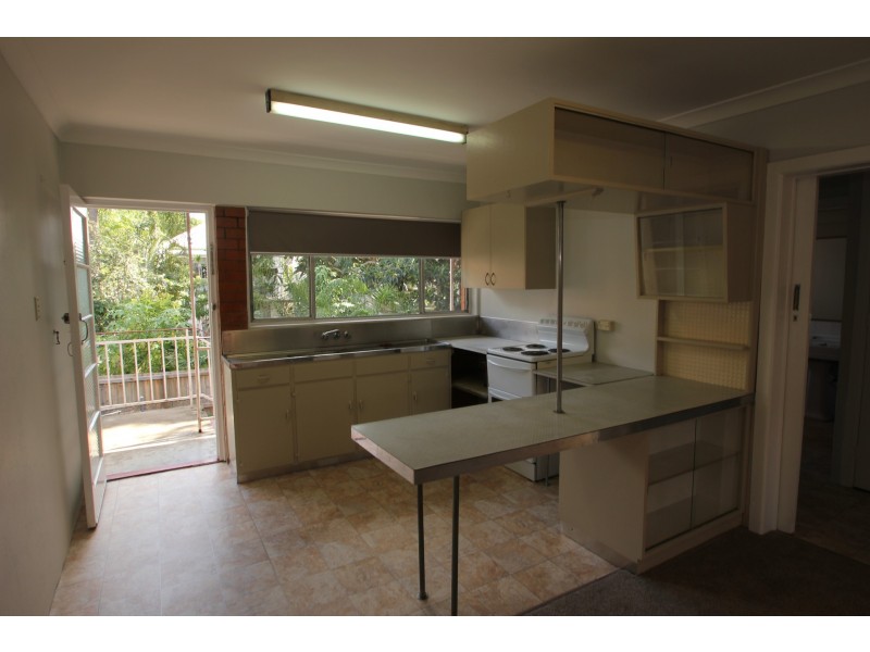 8/33 Knight Street, Greenslopes QLD 4120
