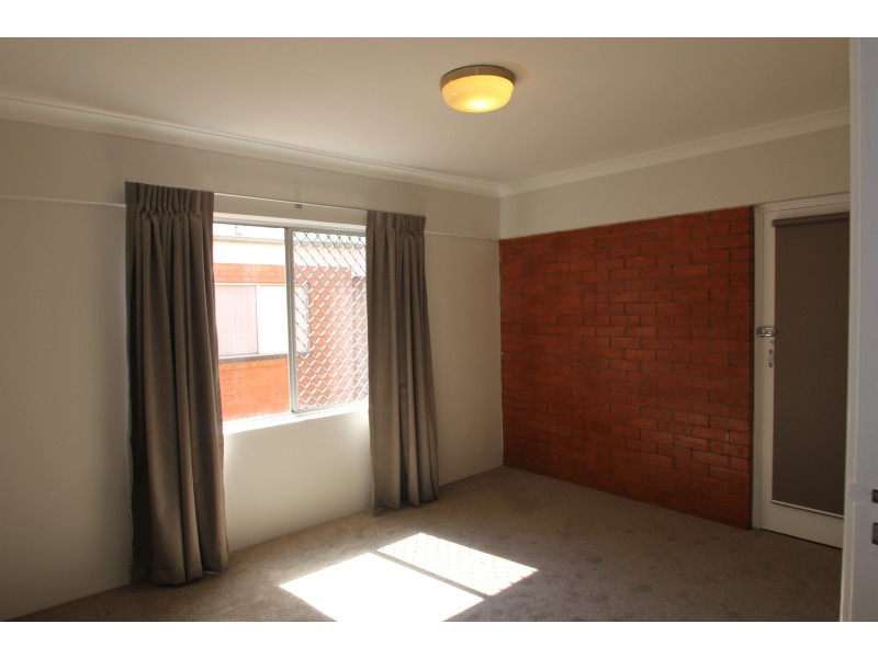 8/33 Knight Street, Greenslopes QLD 4120