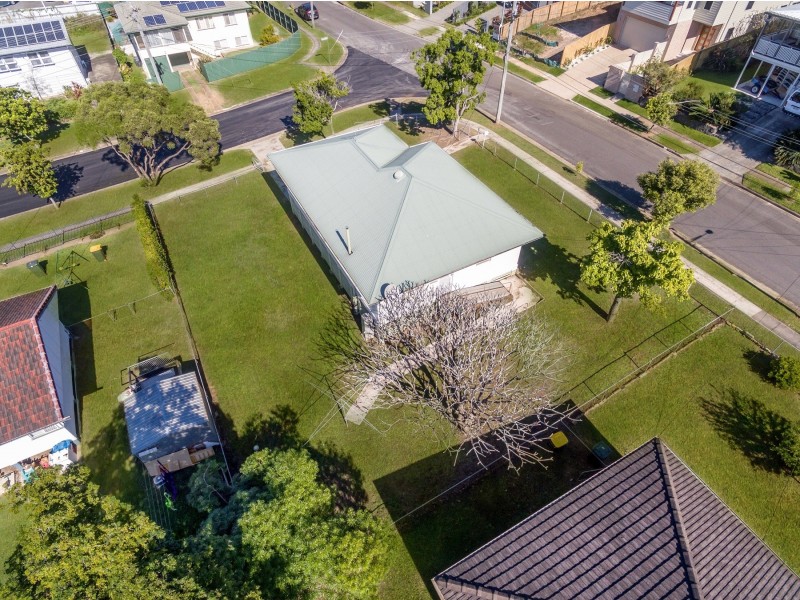 44 Arura Street, Mansfield QLD 4122